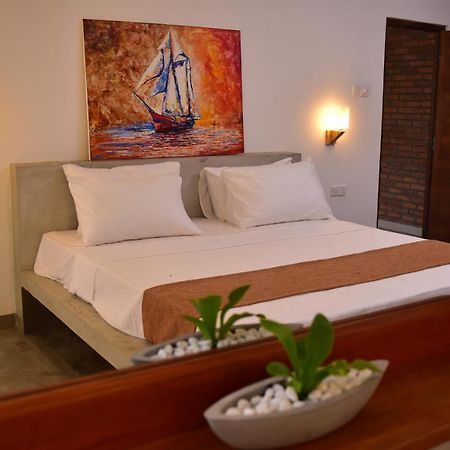 Lily Holiday Apartments Хіккадува Екстер'єр фото