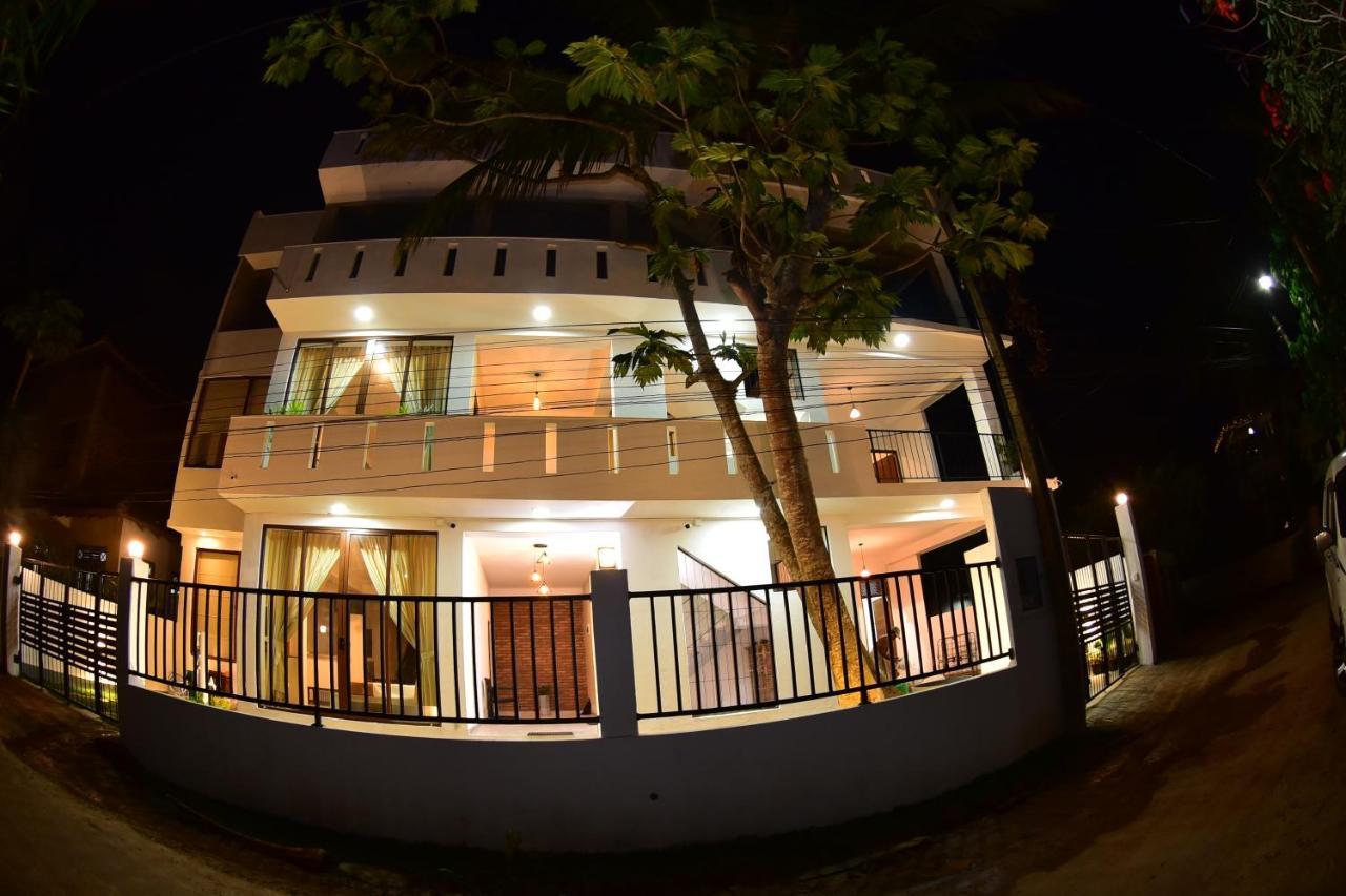 Lily Holiday Apartments Хіккадува Екстер'єр фото