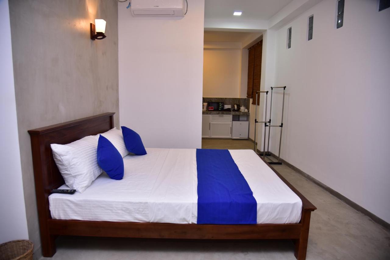 Lily Holiday Apartments Хіккадува Екстер'єр фото