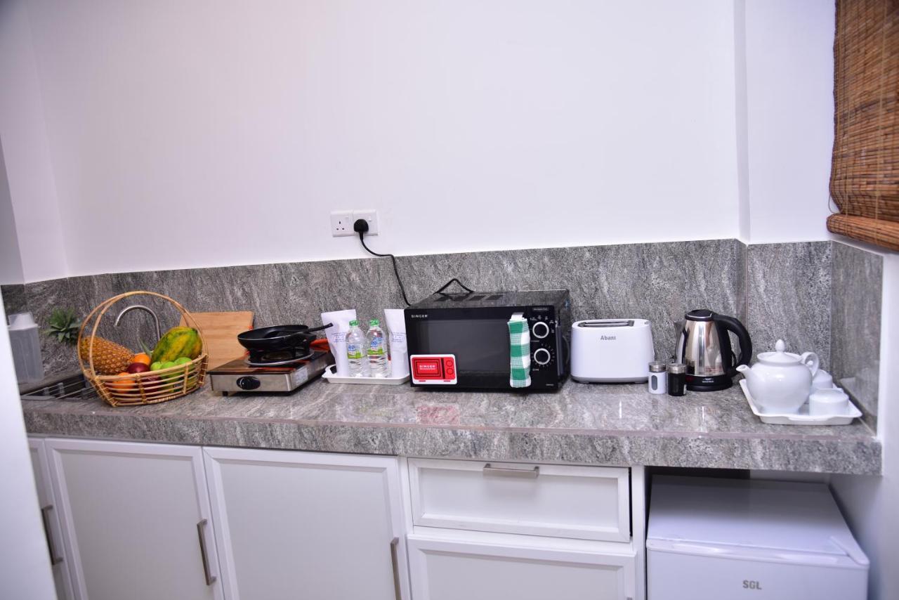 Lily Holiday Apartments Хіккадува Екстер'єр фото